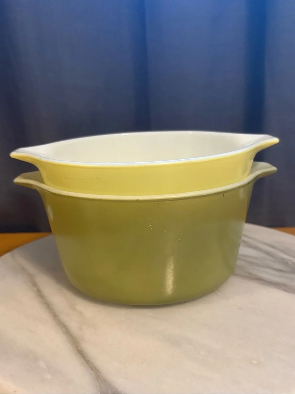 Vintage Pyrex set Green and yellow 471 & 473